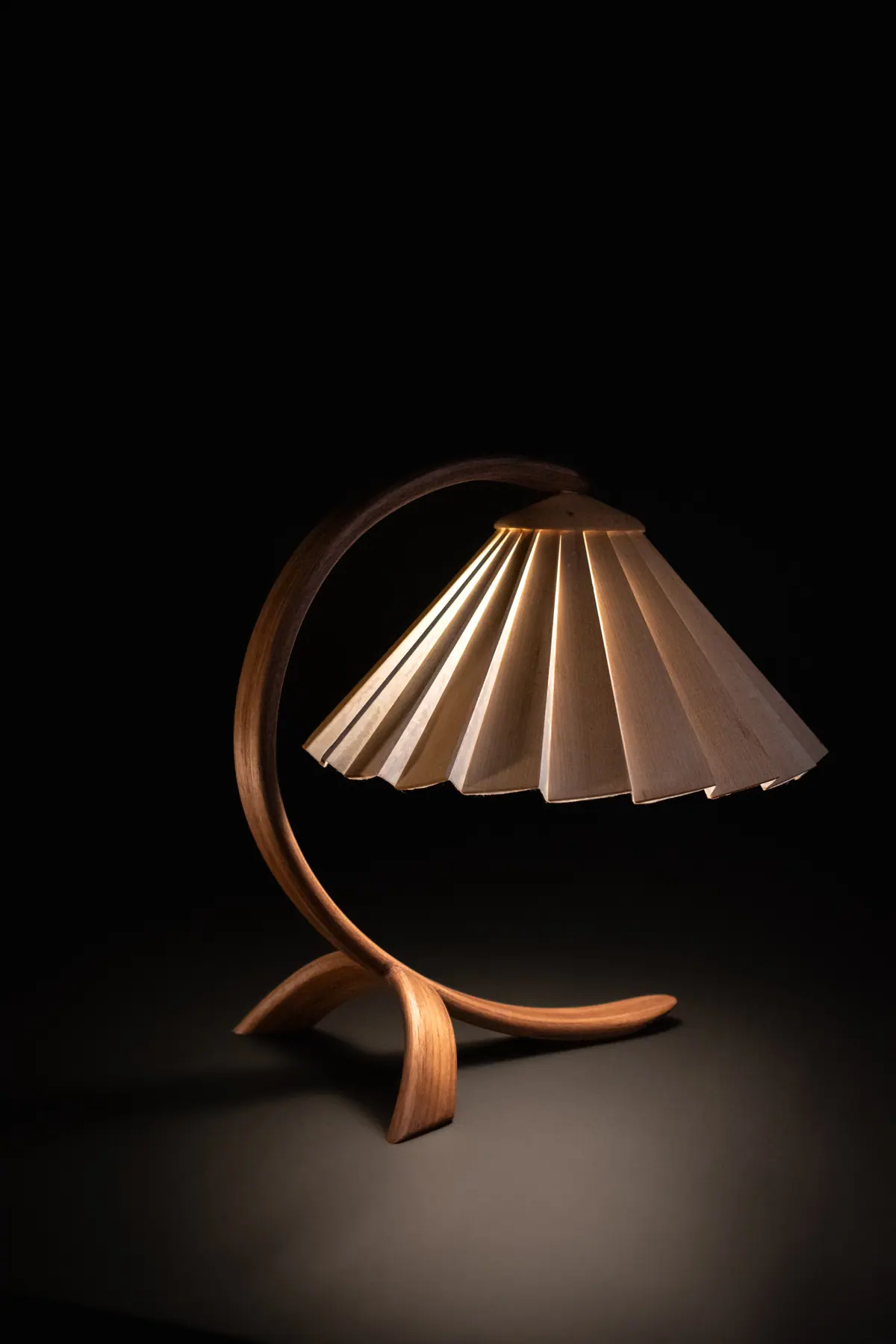 Hiōgi Lamp, view 2